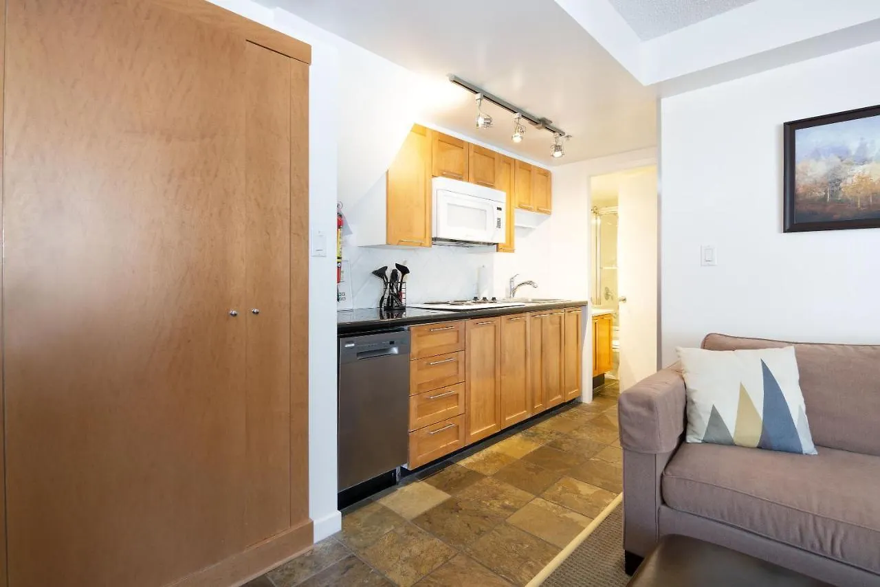 Aparthotel Whistler Village Centre By Latour Hotels And Resorts