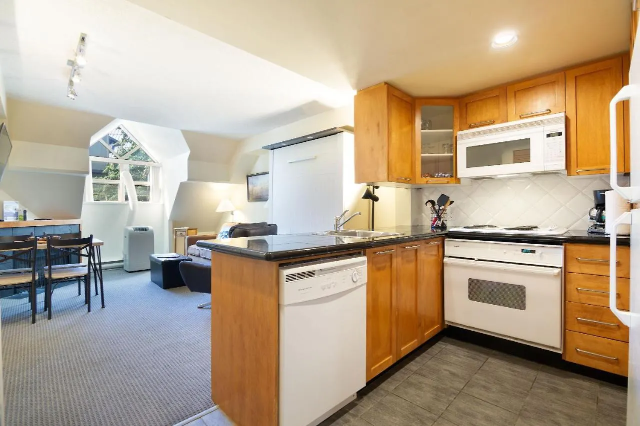 Aparthotel Whistler Village Centre By Latour Hotels And Resorts
